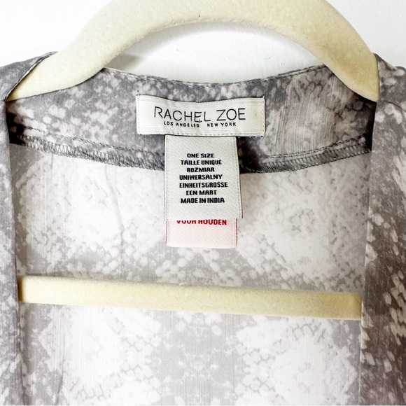 Rachel Zoe Grey Snake Print Sheer Long Kimono Duster
Swim Cover Up - One Size - Picture 4 of 4